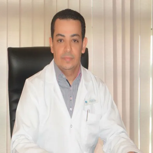 الدكتور عبدالاله الاديمي اخصائي في جراحة الكلى والمسالك البولية والذكورة والعقم