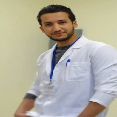 د. محمد القطراني اخصائي في باطنية