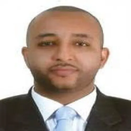 الدكتور مصطفى علي الحسن اخصائي في طب عام
