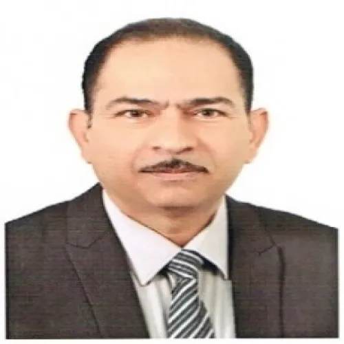 الدكتور امير حمدي حكيم العميدي اخصائي في طب اسنان