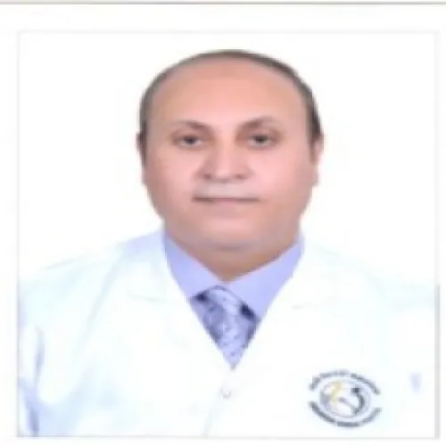 الدكتور محمد الديسي اخصائي في طب اسنان