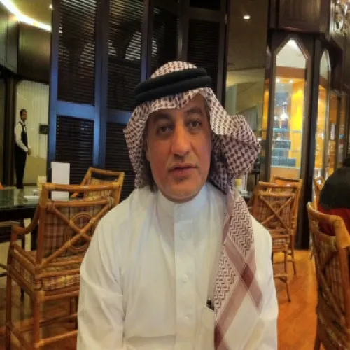الدكتور وليد عبد الله ال معينا اخصائي في جراحة الكلى والمسالك البولية والذكورة والعقم