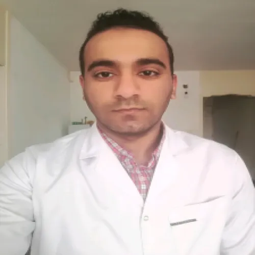 الدكتور محمد مهدي اخصائي في طب عام