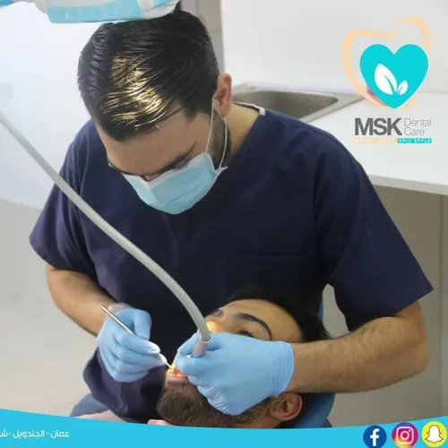 الدكتور محمد عودة اخصائي في طب اسنان