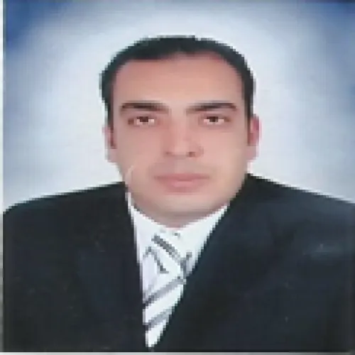 الدكتور ياسر مصطفى حافظ اخصائي في باطنية