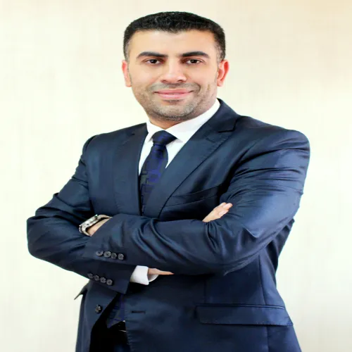 الدكتور نزار الصلاحات اخصائي في جراحة العظام والمفاصل