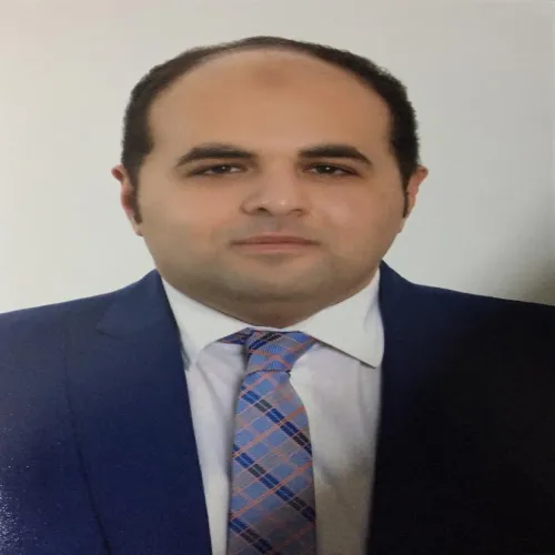 الدكتور محمد احمد عبدالمنعم اخصائي في جراحة العظام والمفاصل