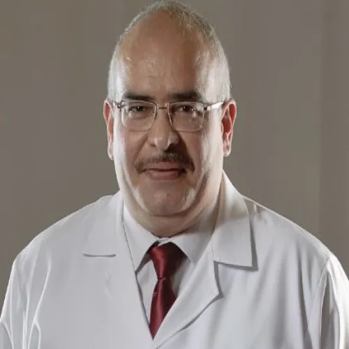 الدكتور محمد الشريف اخصائي في طب عام