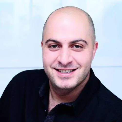 د. محمد علي صوفي اخصائي في طب اسنان