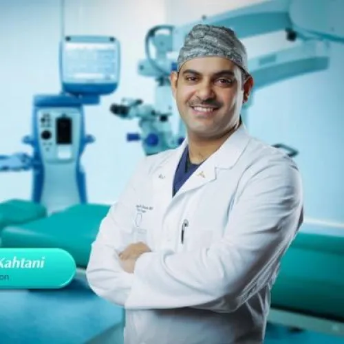 د. محمد القحطاني اخصائي في جراحة تجميلية