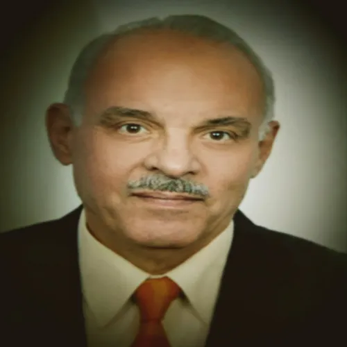 الدكتور سعيد عبد القادر جمال الدين اخصائي في طب عيون