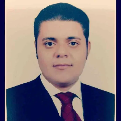 الصيدلاني محمد حسني احمد اخصائي في صيدلاني