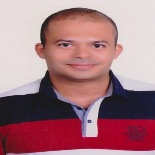 الدكتور احمد محمود اخصائي في جراحة القلب والصدر