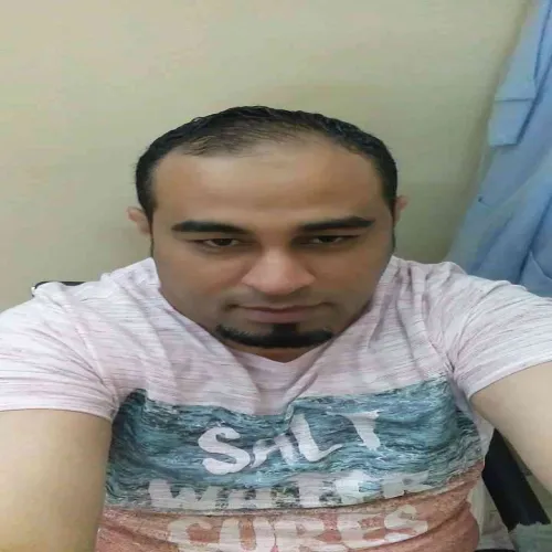 الدكتور احمد السيد اخصائي في طب عام