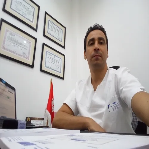 الدكتور علاء بن سعيد اخصائي في الأنف والاذن والحنجرة
