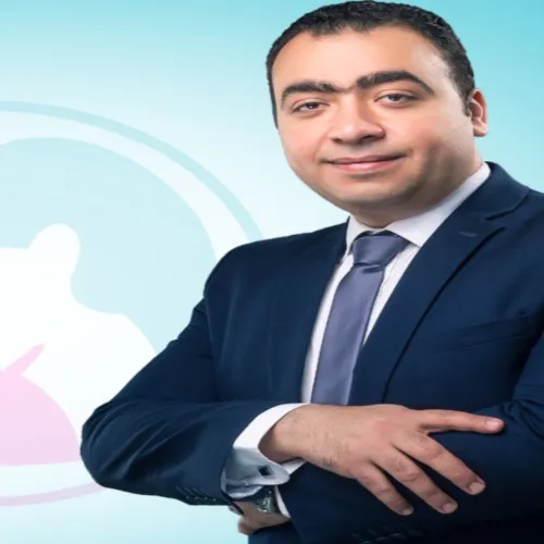 الدكتور محمد احمد بيومى اخصائي في إخصاب وأطفال الأنابيب