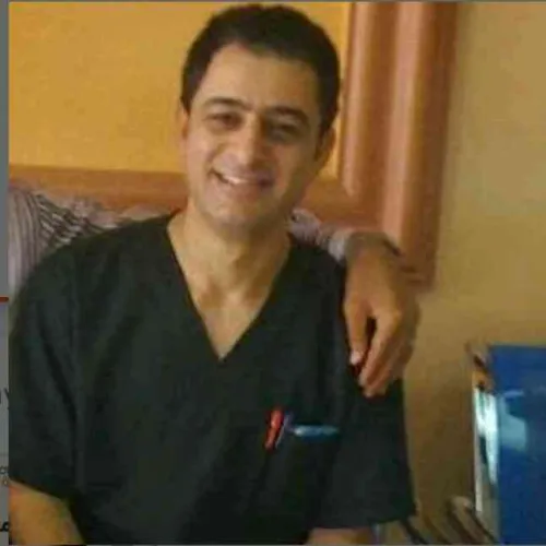 الدكتور محمد يسين عباس اخصائي في طب عام