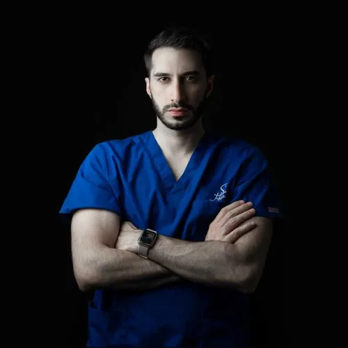 الدكتور زيد السمكري اخصائي في جراحة عامة