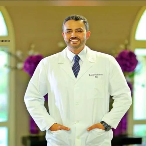 الدكتور اسماعيل ابو الفتوح اخصائي في نسائية وتوليد