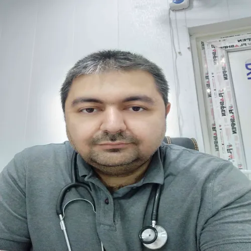 د. علي عبد الحميد اخصائي في طب عام