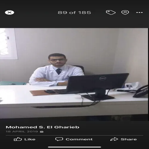 الدكتور محمد الغريب اخصائي في أخصائي علاج طبيعي