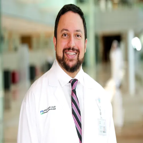 د. بسام عطاالله اخصائي في القلب والاوعية الدموية