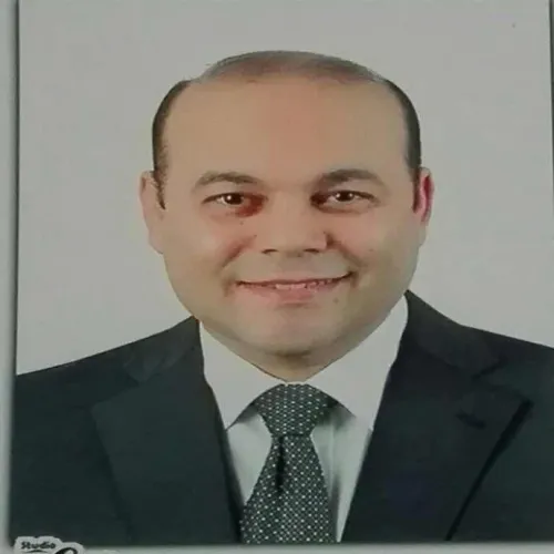 د. السيد عيد اخصائي في الغدد الصماء