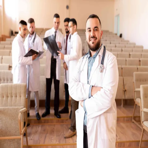 د. علاء محمد المصري اخصائي في طب عام
