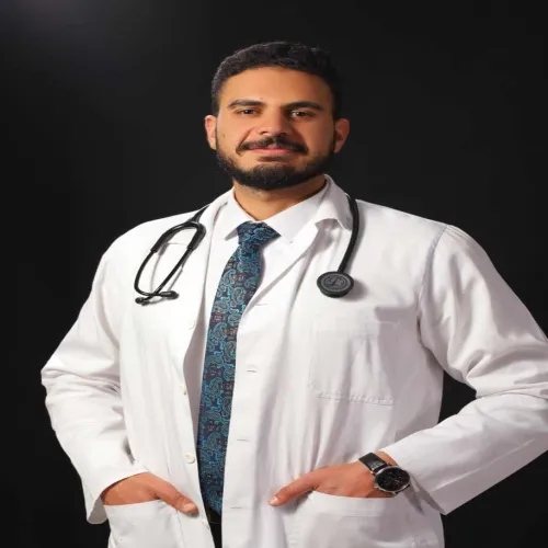 د. احمد ايمن عيد اخصائي في طب عام