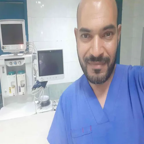 د. محمد صلاح احمد اخصائي في جراحة عامة