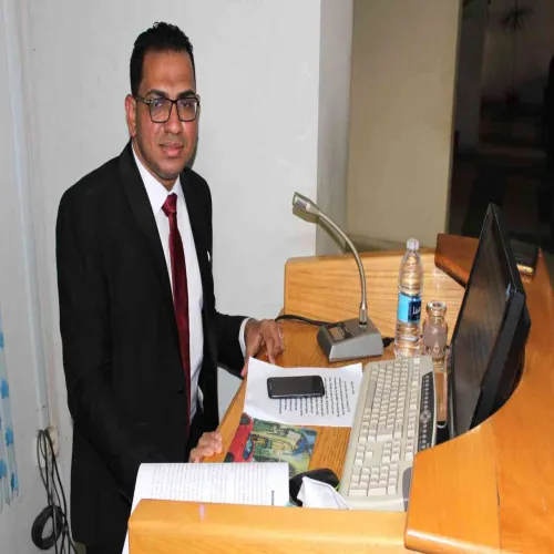 د. عبد الله محمد محمد اخصائي في نسائية وتوليد