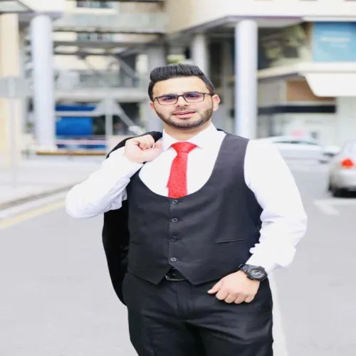 د. احمد ياسر سلامه اخصائي في طب عام
