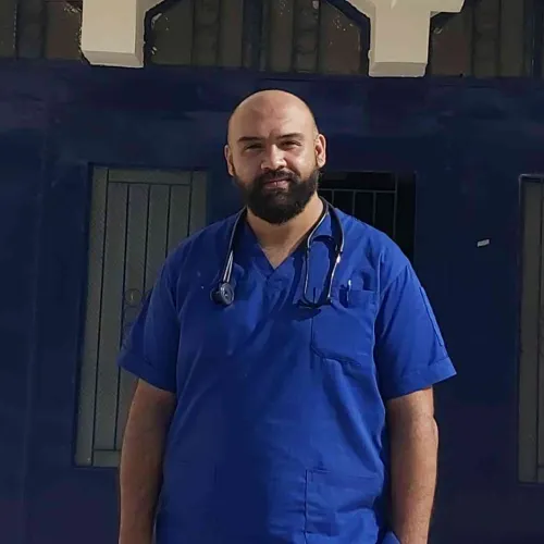 د. هشام محمد عبدالله اخصائي في طب عام