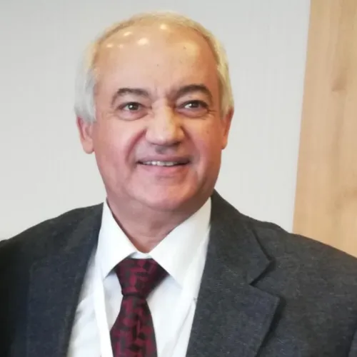 د. محمود السالم اخصائي في طب عيون