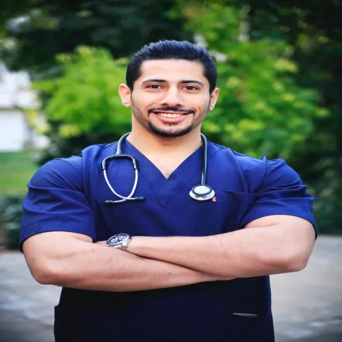 د. عمرو عبيدات اخصائي في طب عام