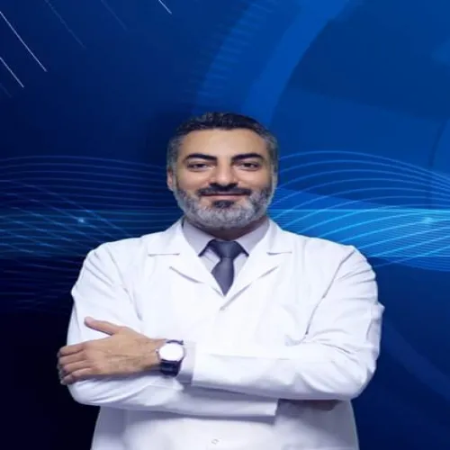 الدكتور احمد فؤاد الحسيني اخصائي في طب عام
