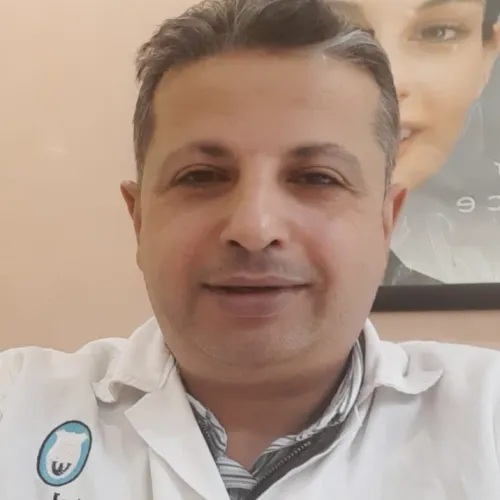 الدكتور اشرف الحياري اخصائي في تقويم الأسنان،طب اسنان