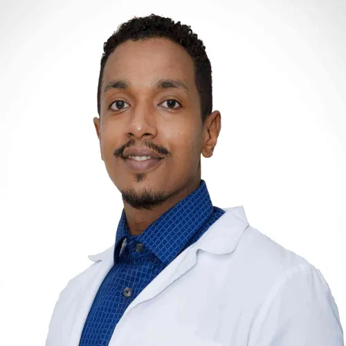 د. الصادق الامين الشريف اخصائي في طب عام