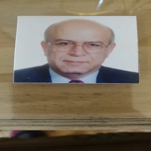 الدكتور رجائي فارس
