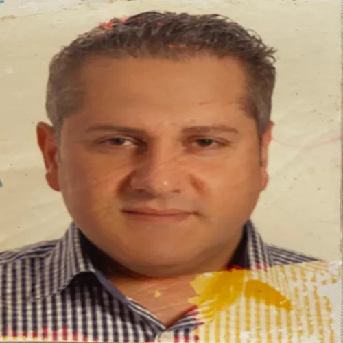 د. جلال احمد الاحمد اخصائي في طب اسنان