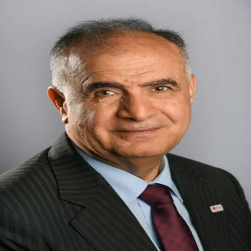 الدكتور محمود الشيخ يوسف اخصائي في باطنية