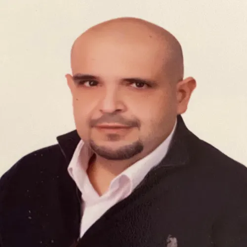 الدكتور احمد نشات شموط اخصائي في الاورام الحميدة و الخبيثة 