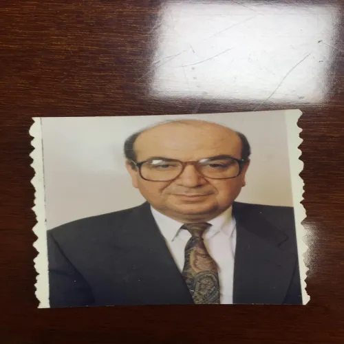 د. محمد امين منير المصري اخصائي في نسائية وتوليد