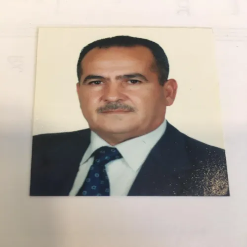 الدكتور عمر محمد عياصرة اخصائي في جراحة العظام والمفاصل