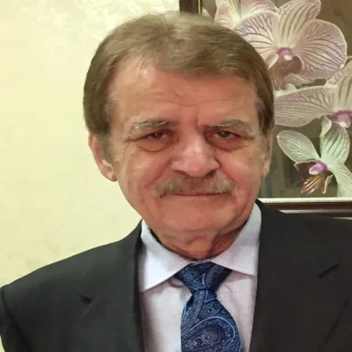 الدكتور تيسير ابو نعمة اخصائي في جراحة الأوعية الدموية،جراحة عامة