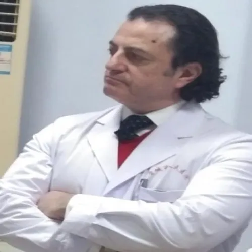 د. علي احمد شفيق علي مصطفي اخصائي في جراحة عامة