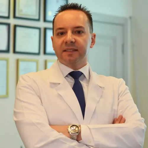 الدكتور طارق مشعل اخصائي في الجلدية والتناسلية