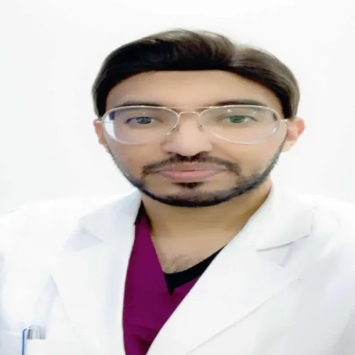 د. عبدالمجيد فرحان اخصائي في طب اسنان