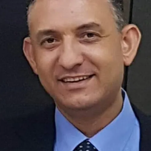 الدكتور عماد جعفر اخصائي في جراحة العظام والمفاصل