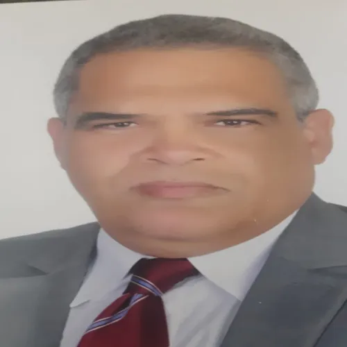 الدكتور وائل محمود حسنين اخصائي في القلب والاوعية الدموية